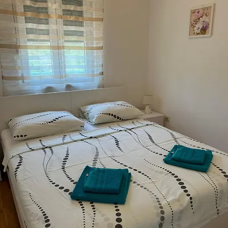Beachfront Floor Lejlighed Trogir